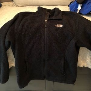 North face Women’s fuzzy Jacket